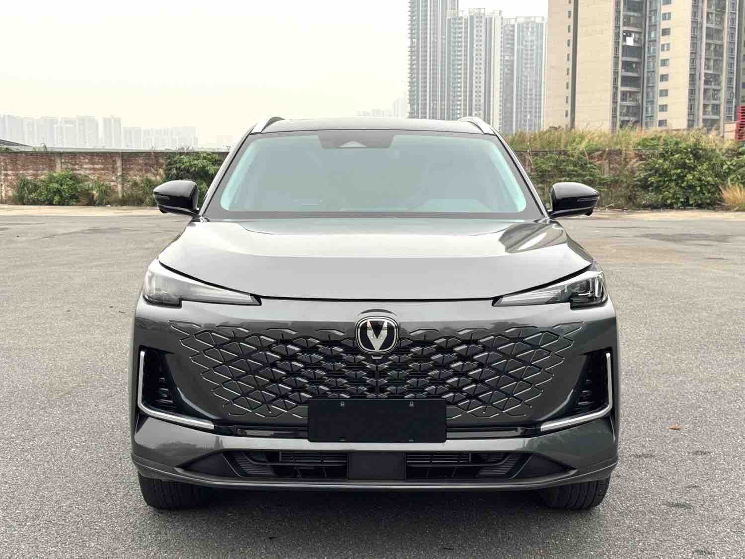 2022 Changan CS75 Plus Grey front view
