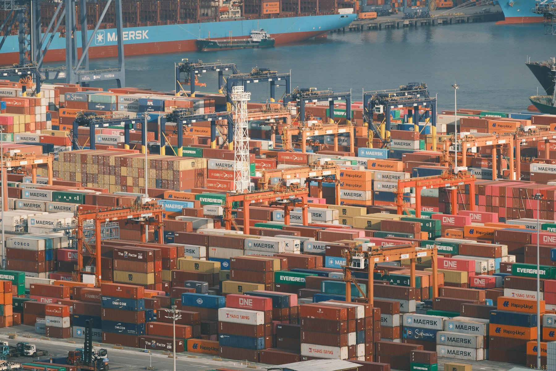 Container terminal operations